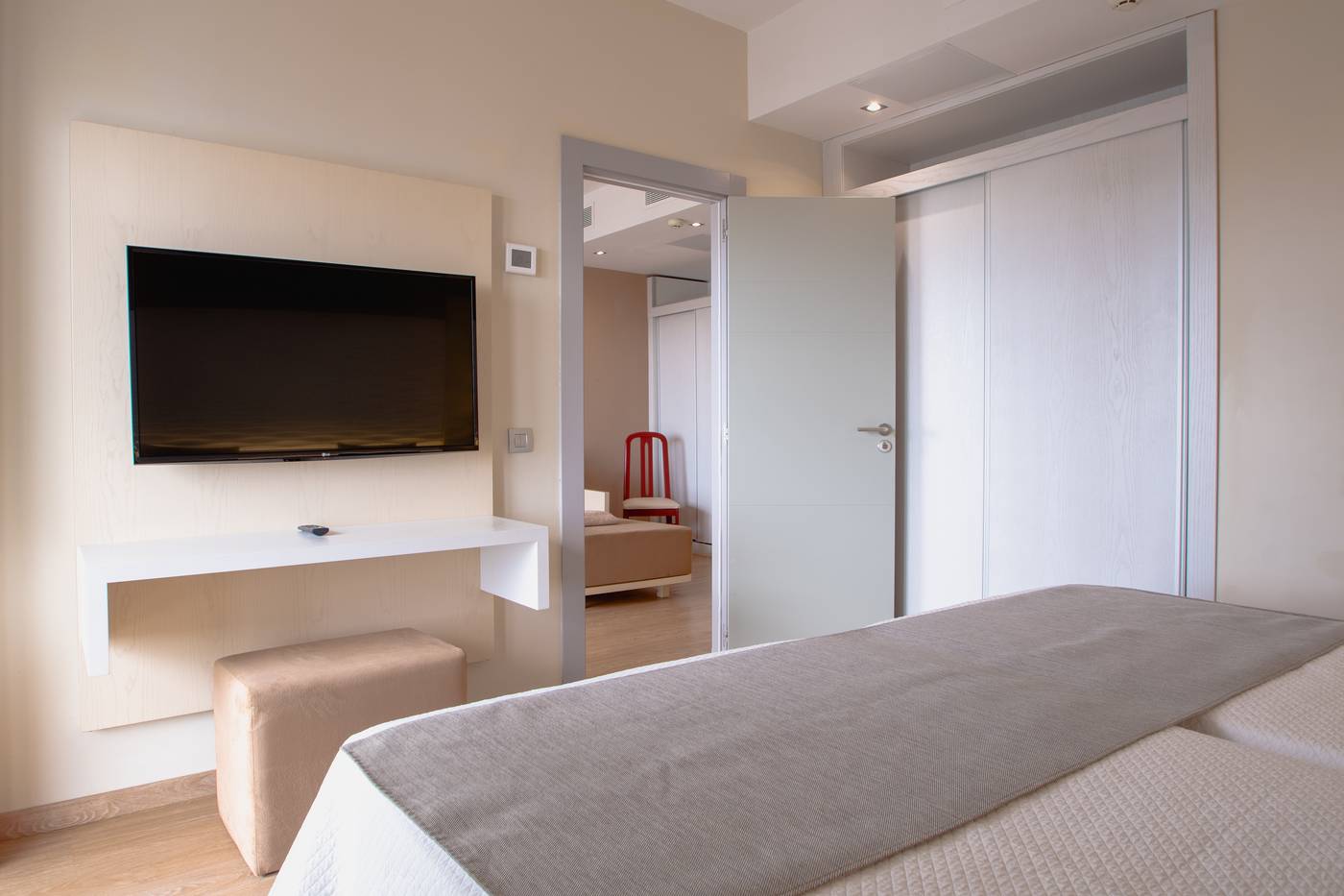 HL-Suitehotel-Playa-del-Ingles---Adults-Only-Room-22