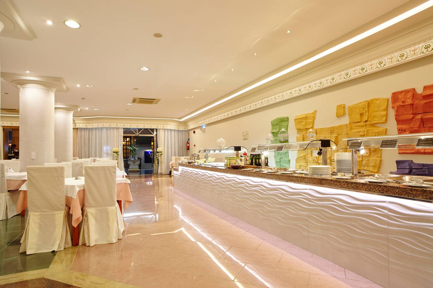 Argos-Restaurant-32