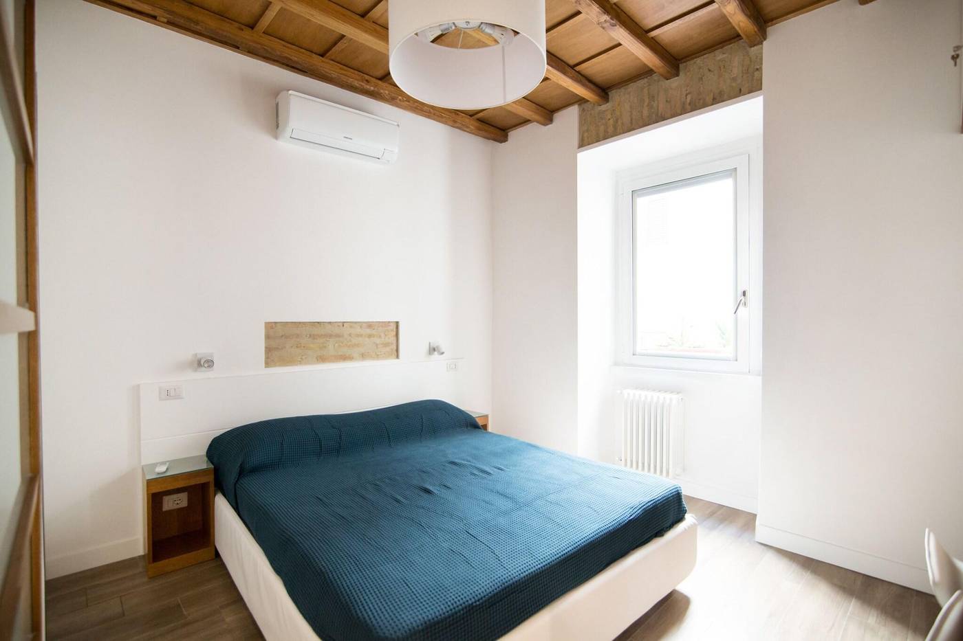 Domenichino-Luxury-Home-Room-11