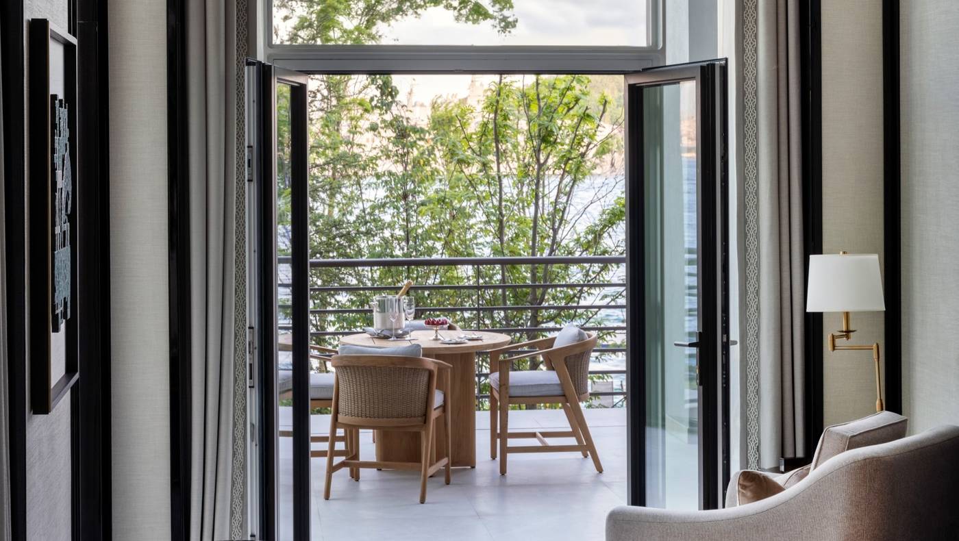 The-Peninsula-Istanbul-Room-16