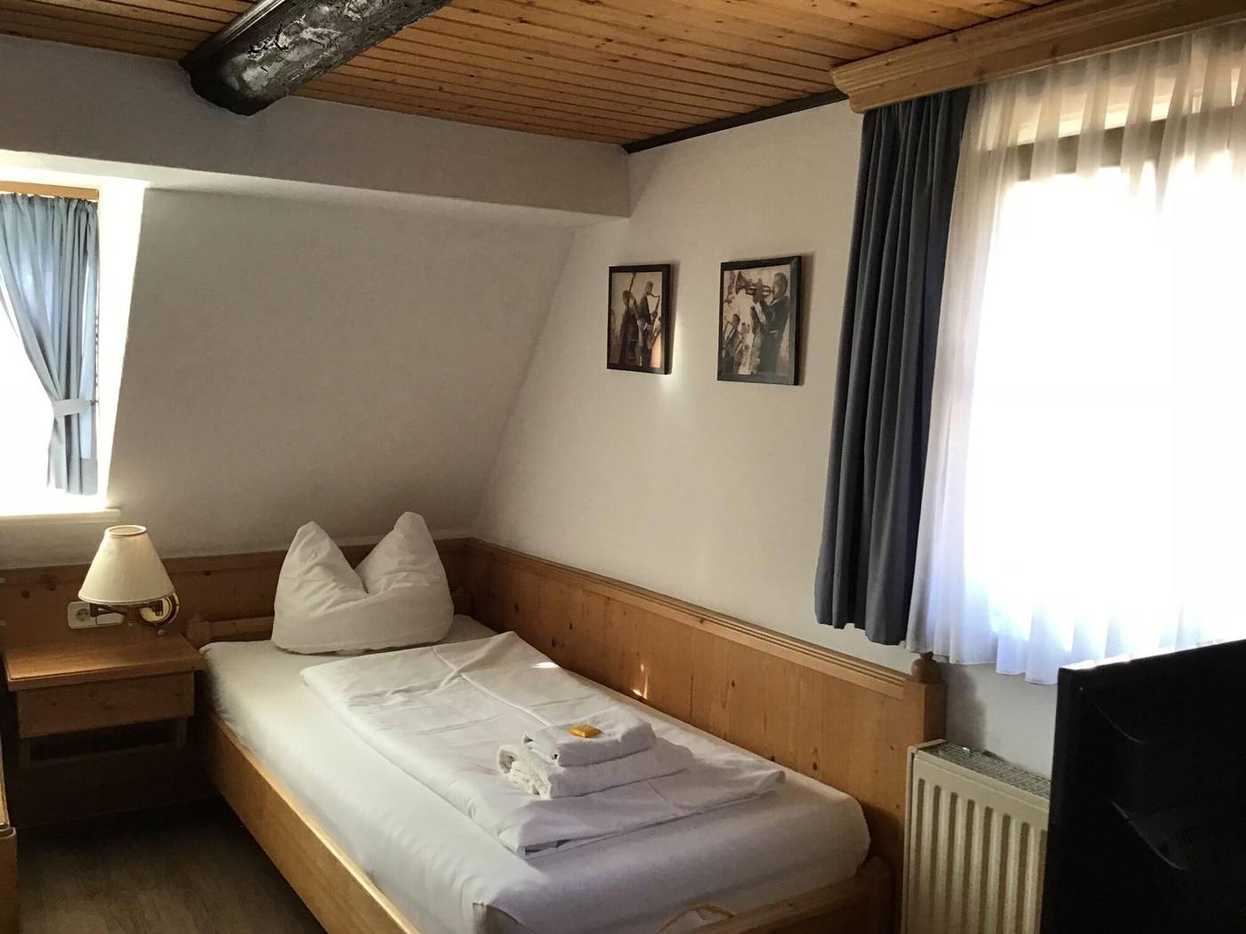 Historikhotel Ochsen-Germany-TAMM-Room-10