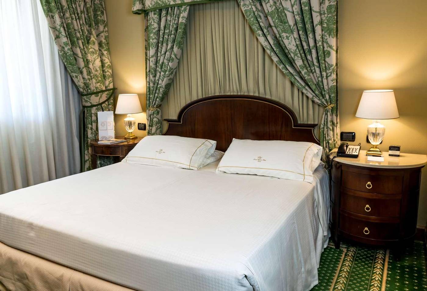 River-Chateau-Room-35