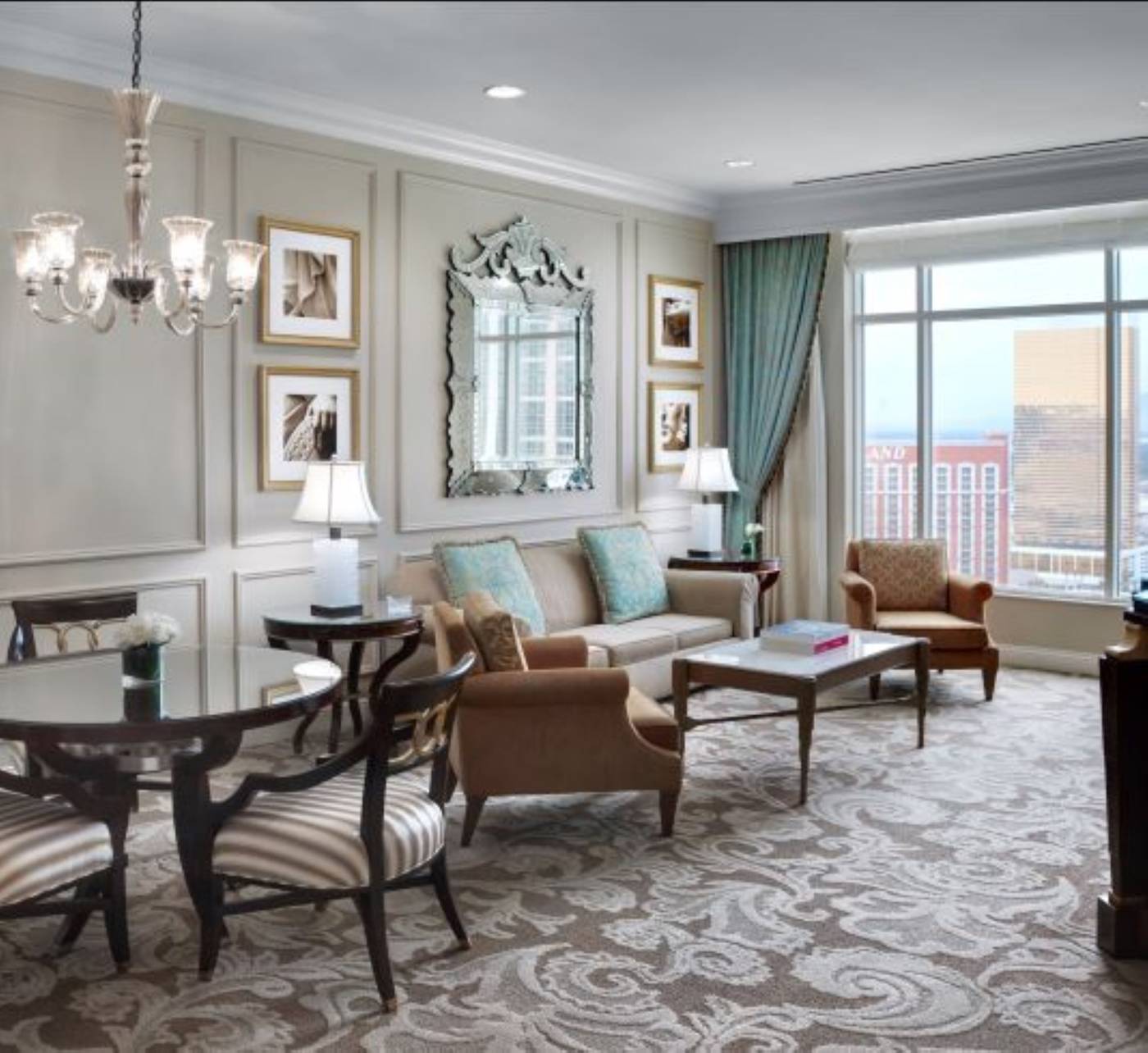 The-Venetian-Resort-Las-Vegas-Room-43