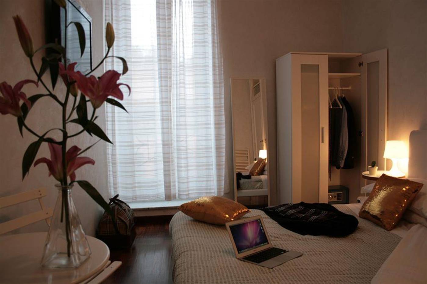 Golden-Rooms-General-view-5