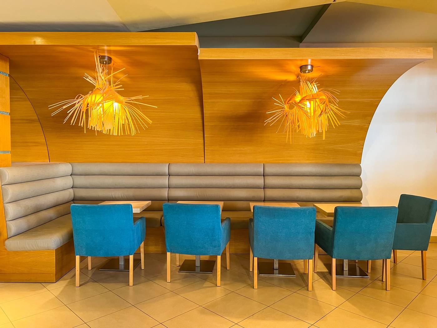 Cordial-Mogan-Valle-Lobby-33