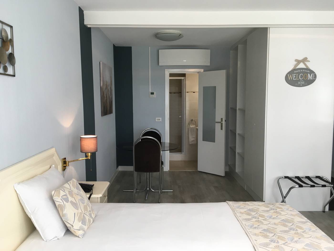 First-Euroflat-Hotel-Room-44