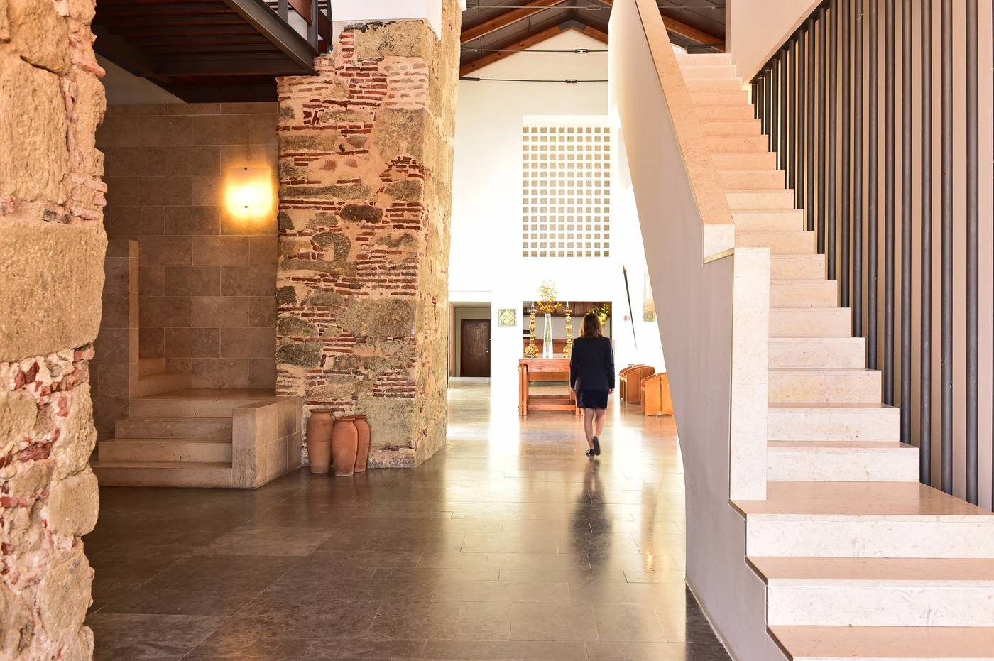 Pousada-Castelo-de-Alcacer-do-Sal-Lobby-17