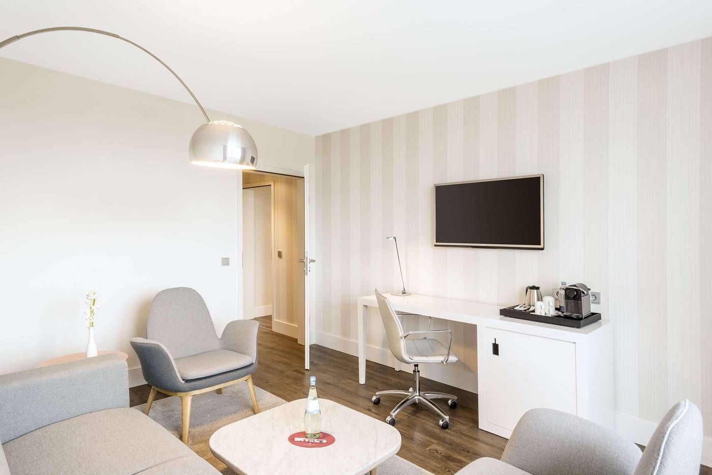 NH-Collection-Koln-Mediapark-Room-20