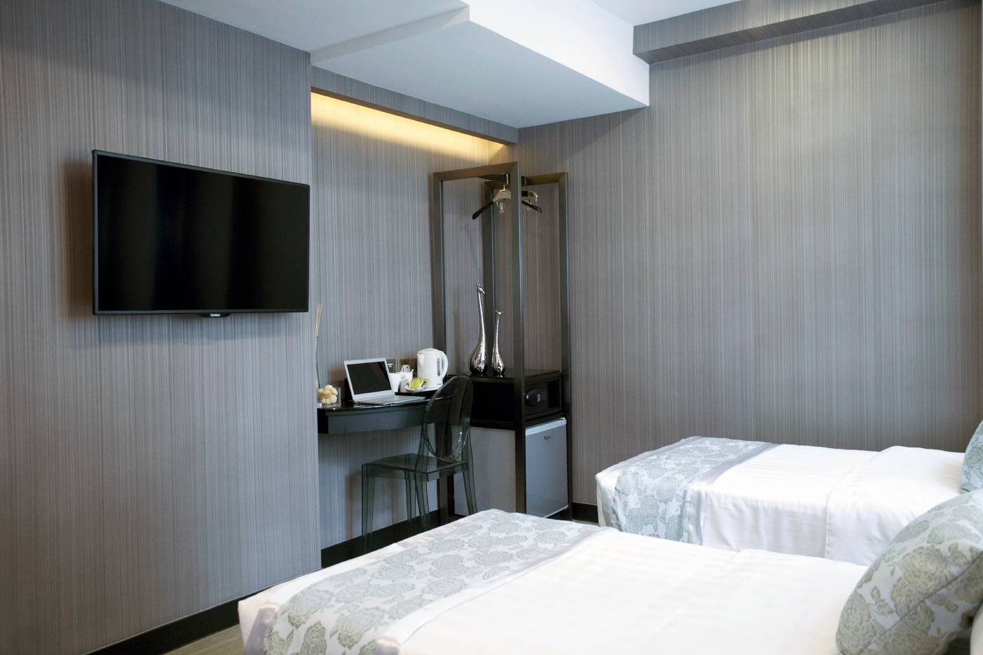 M1-Hotel-North-Point-Room-6