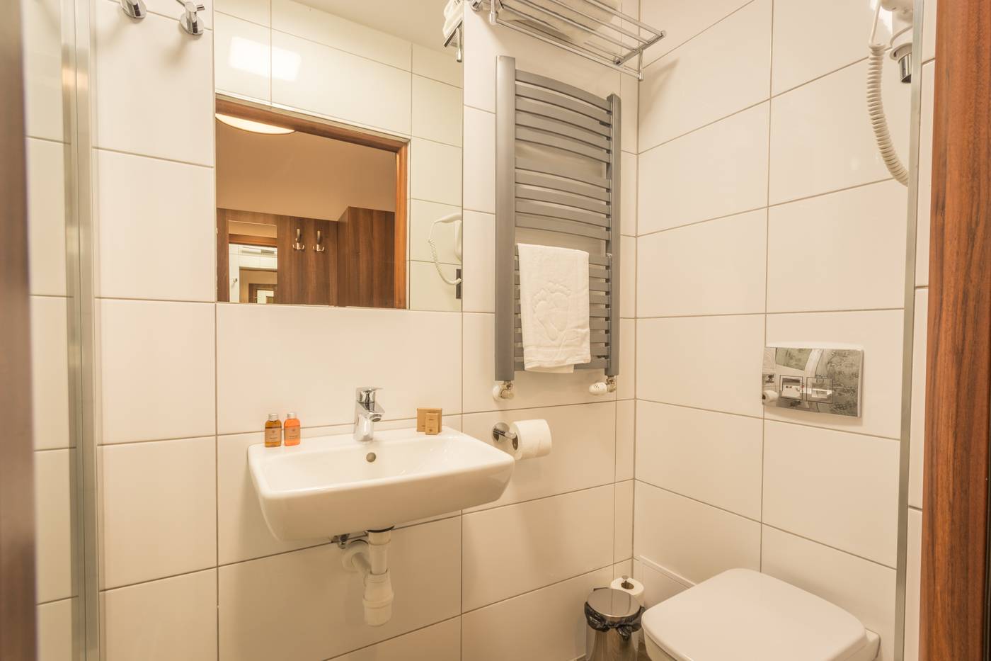 Hotel-Lavender-Room-50