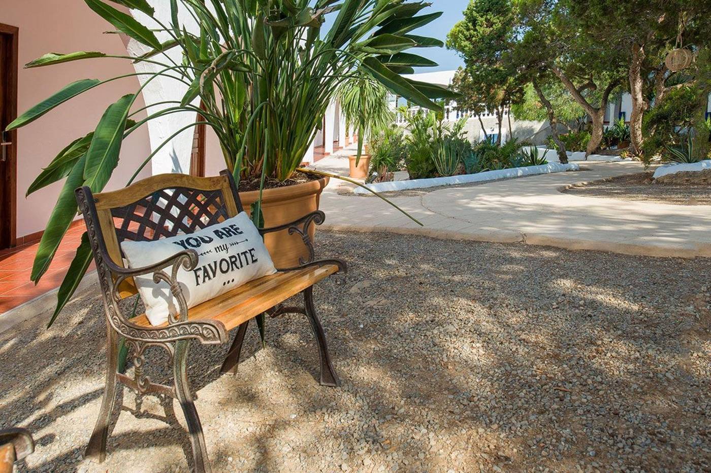 Hostal--La-Torre-Terrace-7