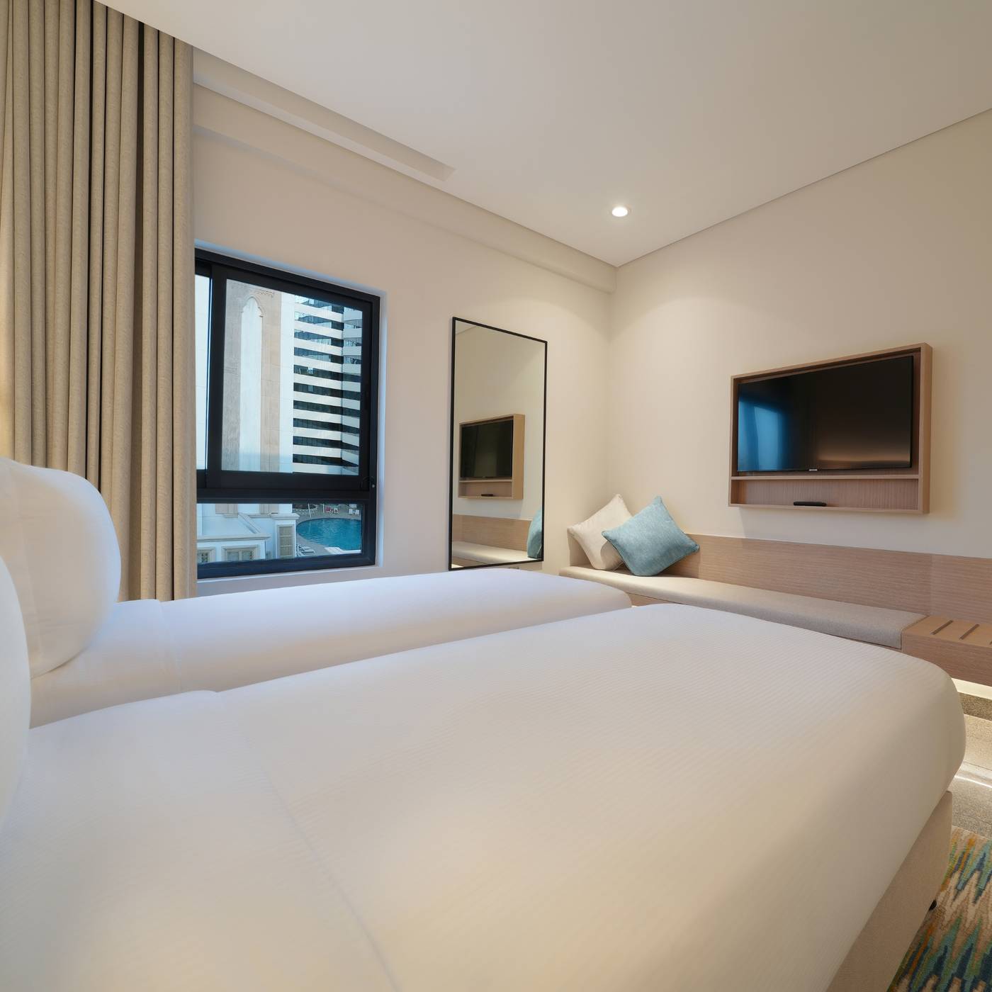 Arabian-Park-Dubai--An-Edge-By-Rotana-Hotel-Room-8