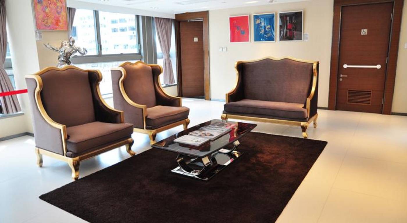 Le-Prabelle-Hotel-Lobby-3