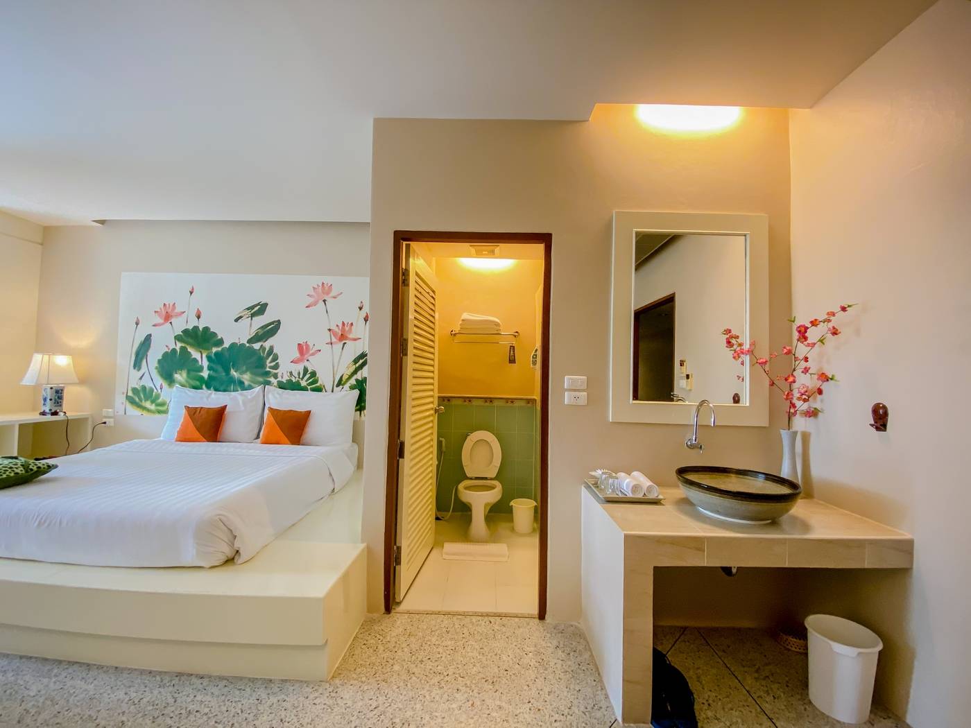 Sino-House-Phuket-Hotel-Room-22
