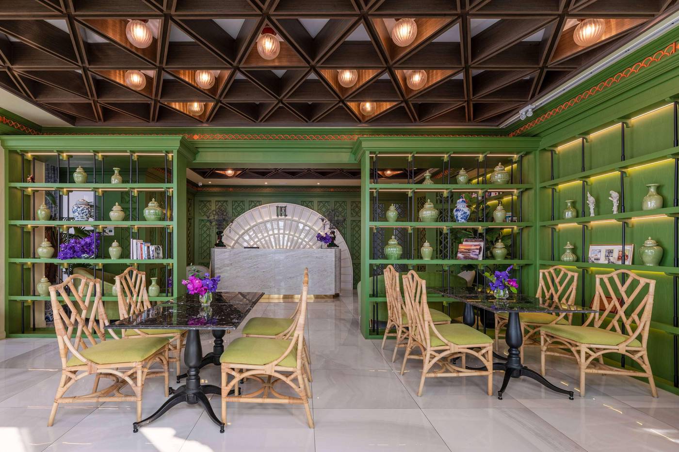 Wyndham-Bangkok-Queen-Convention-Centre-Restaurant-15