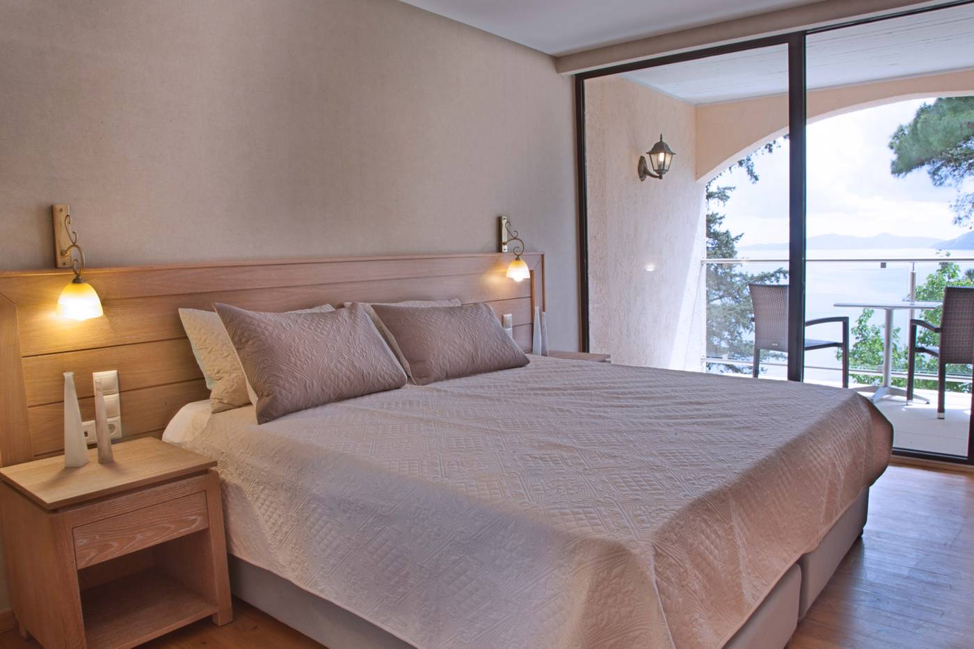 Corfu-Holiday-Palace-Room-37