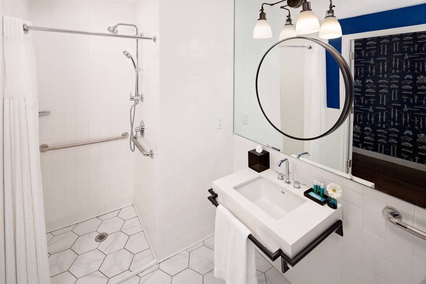 Hotel-Indigo-Boston-Garden-Room-36