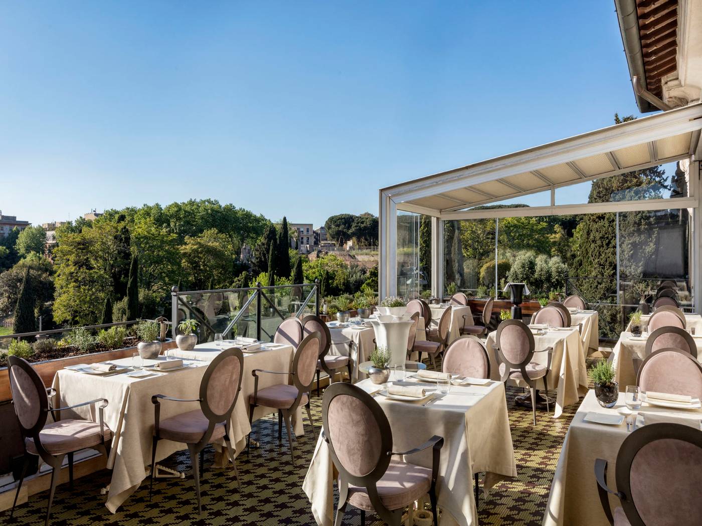 Palazzo-Manfredi-Small-Luxury-Hotels-of-the-World-Restaurant-62