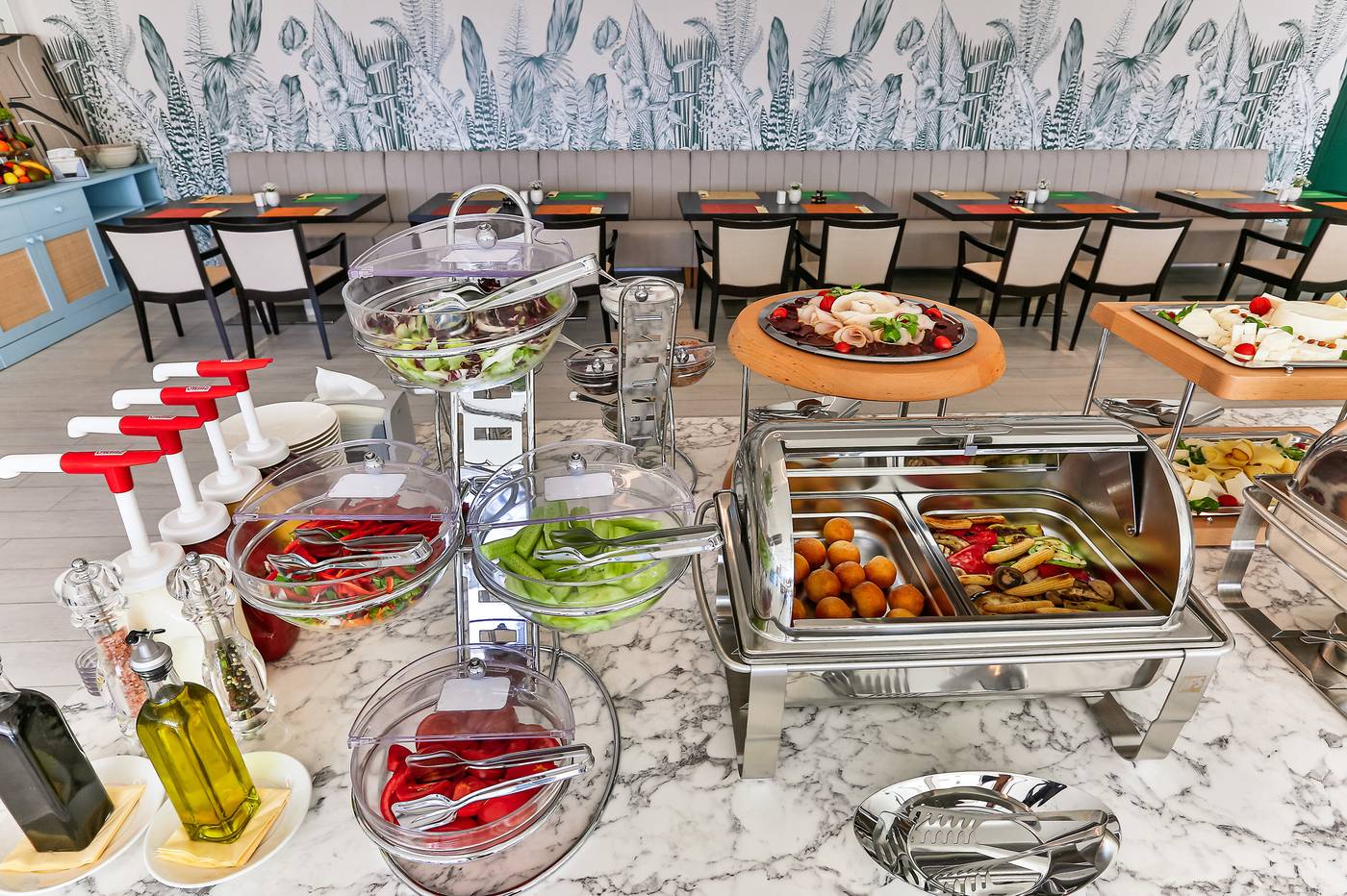 Hotel-Tq-Plaza-Restaurant-26