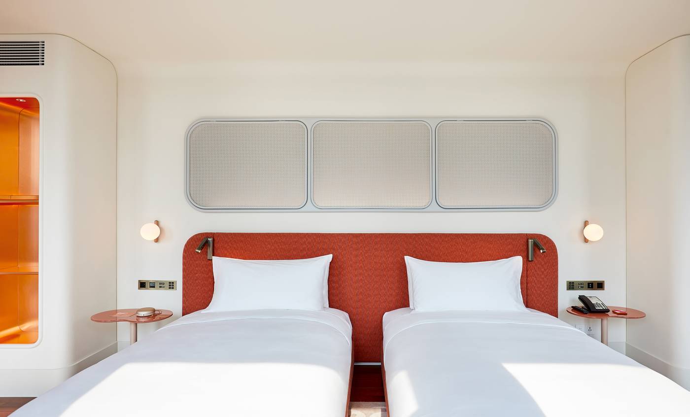 The-Standard--Bangkok-Mahanakhon-Room-31