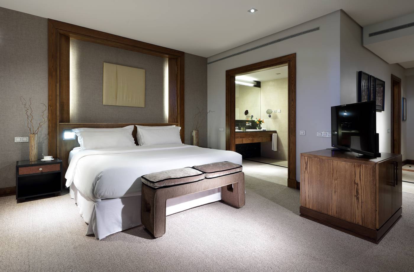 Eurostars-Madrid-Mirasierra-Suites-Room-20