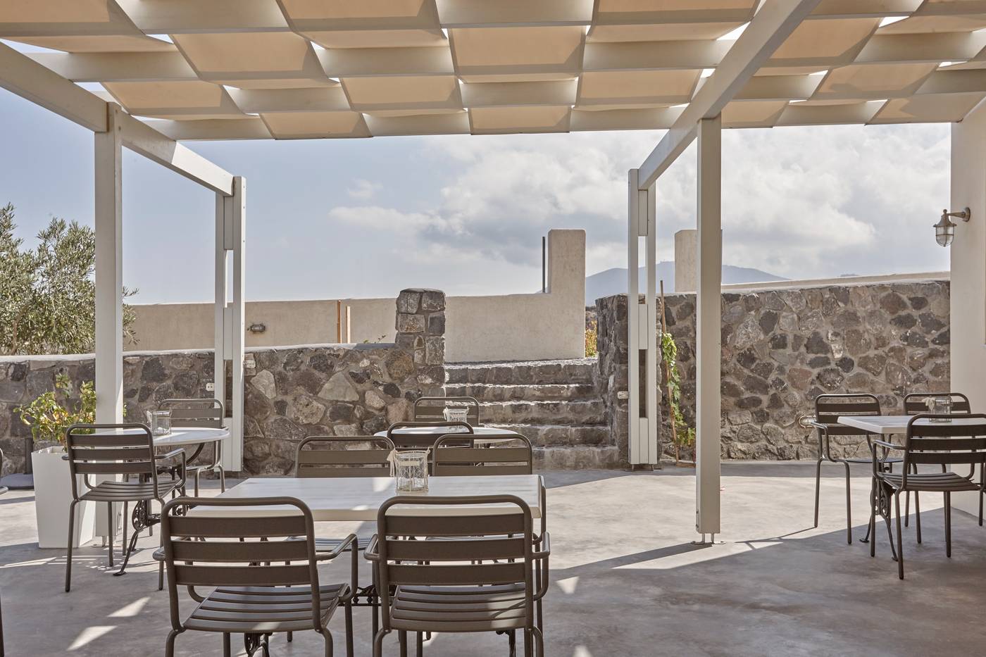 Aliter-Suites-Lobby-17