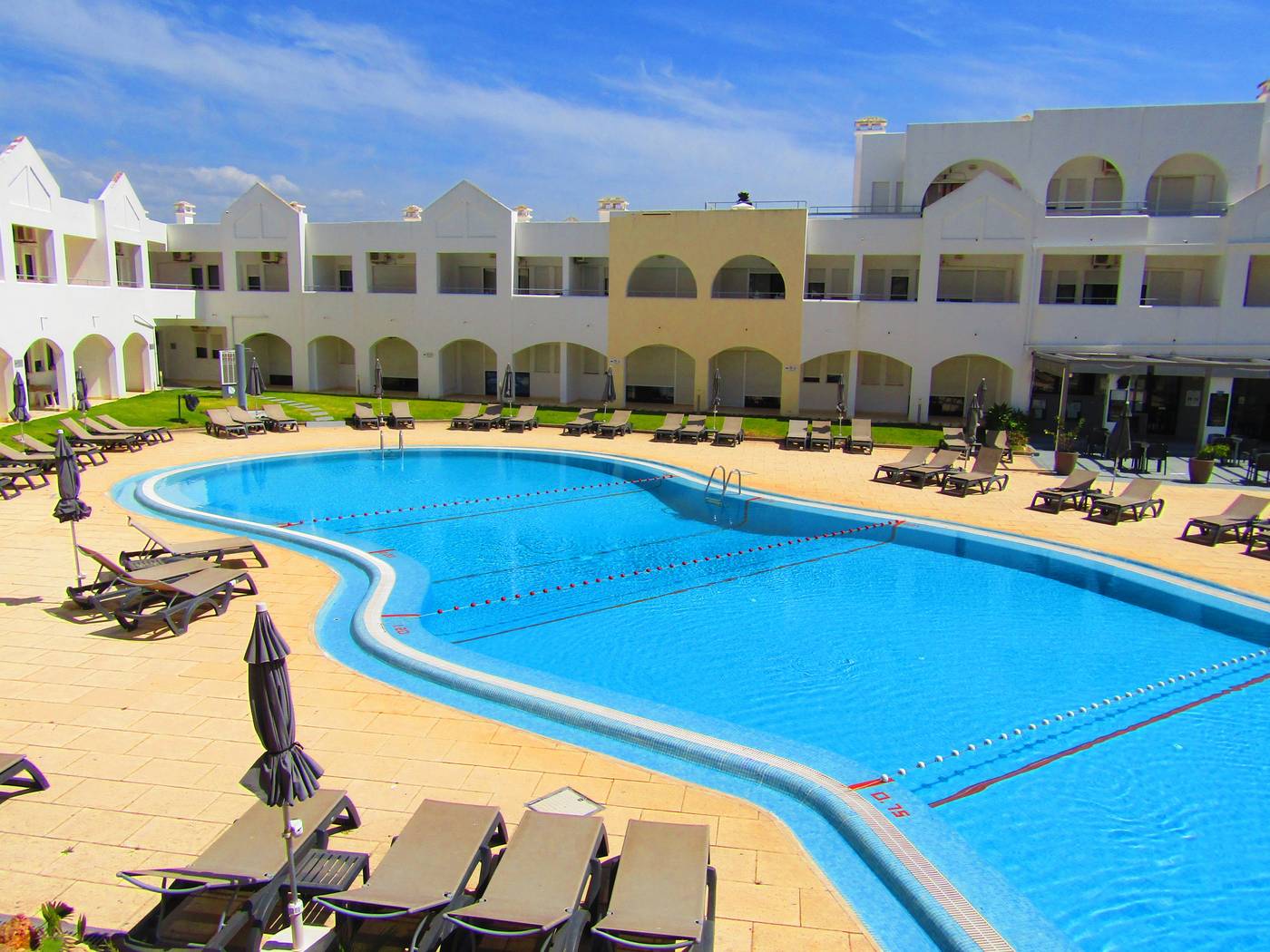 Natura-Algarve-Club-Pool-11