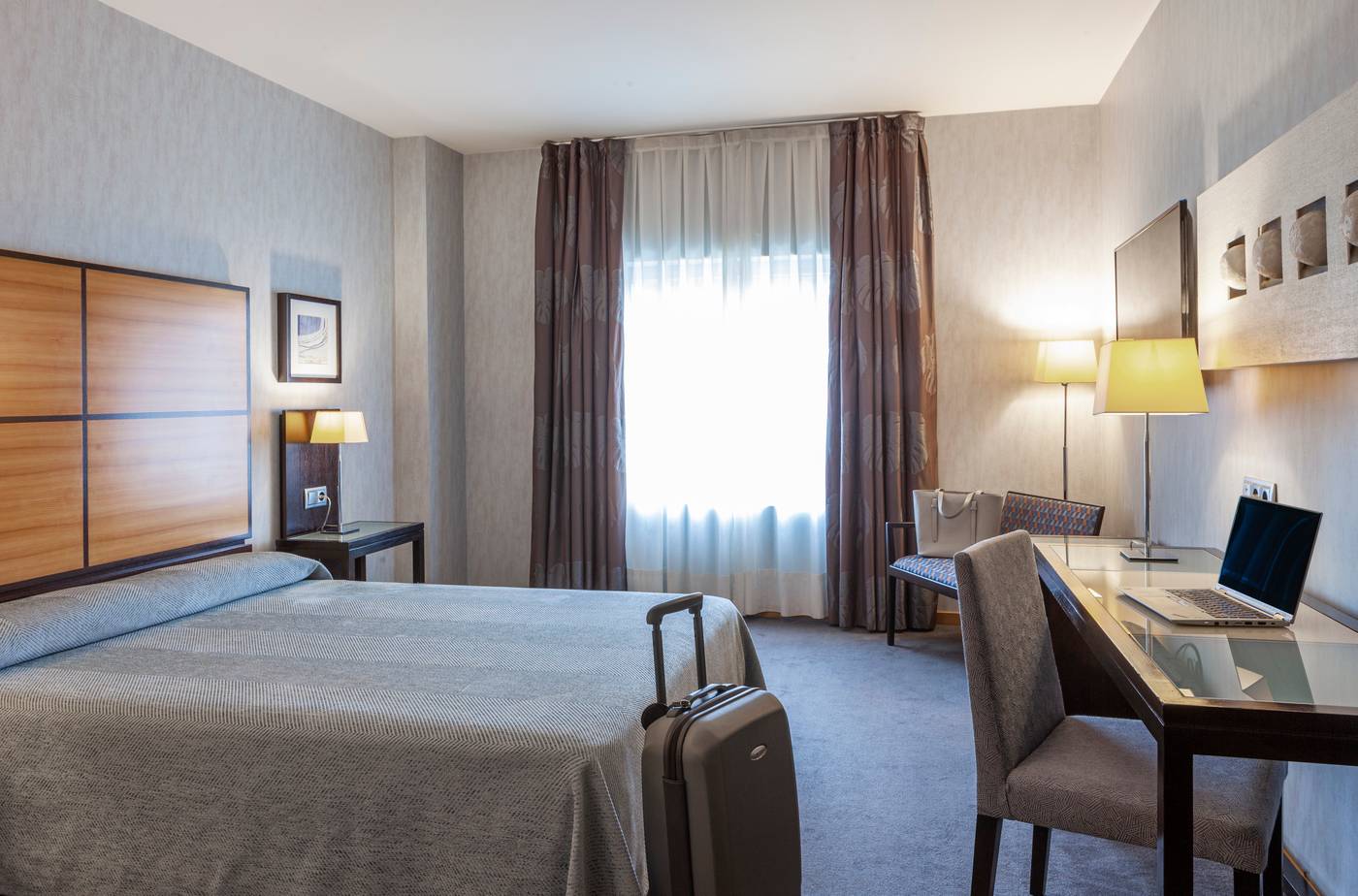 Macia Real de la Alhambra-Spain-GRANADA-Room-3