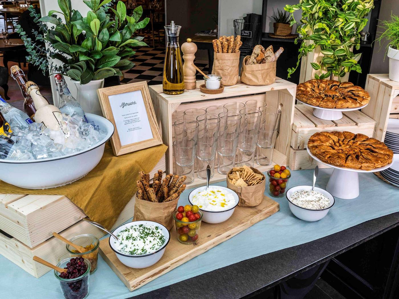 ibis-Styles-Bangkok-Silom-Restaurant-47