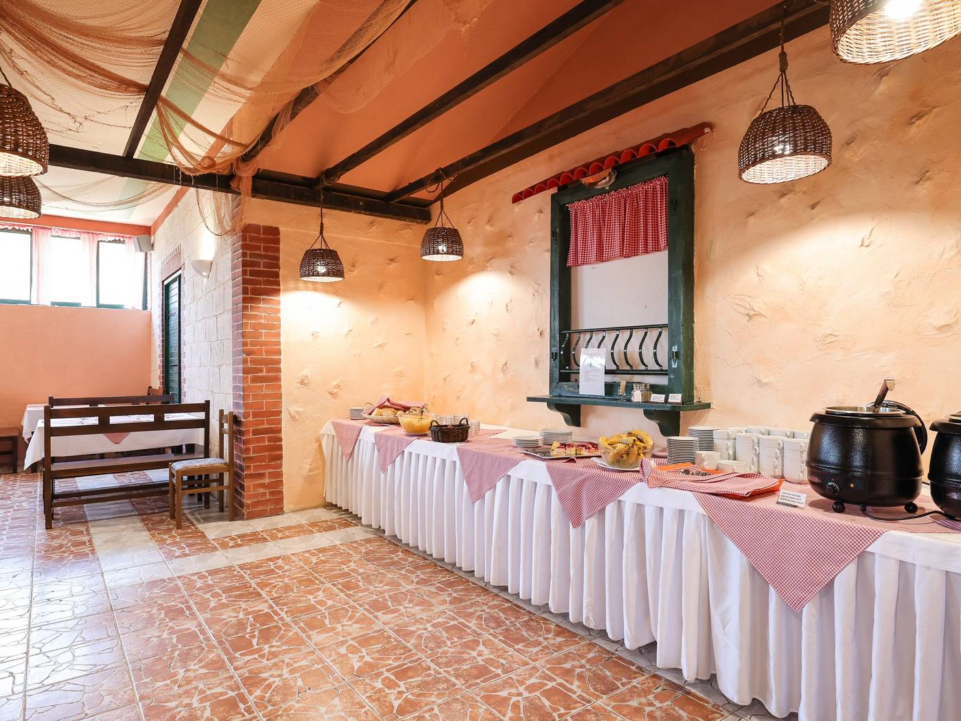 Apartmani-Medena-Restaurant-43