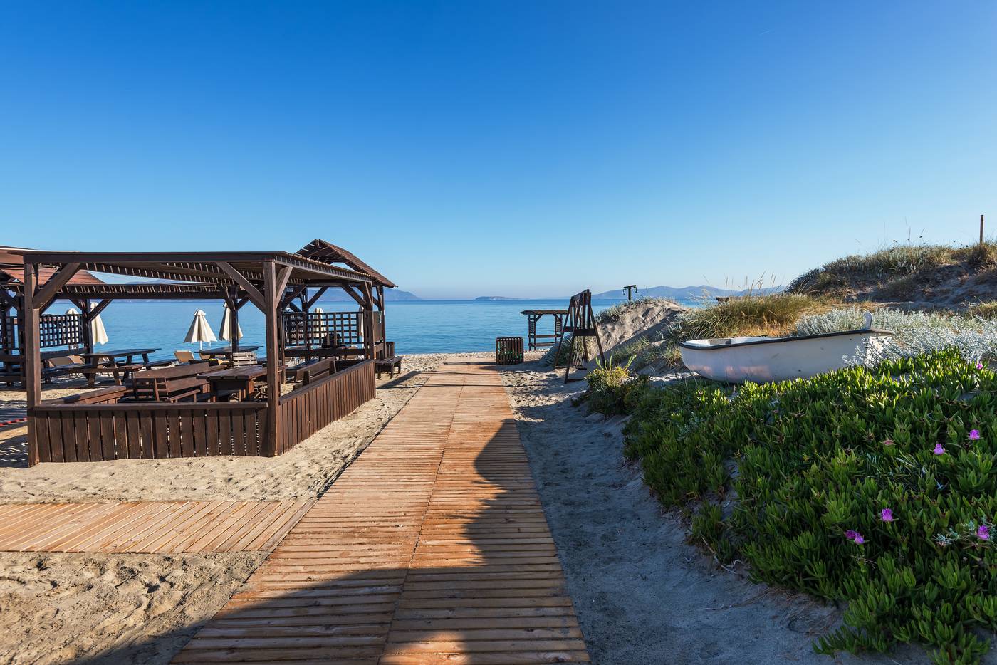 Gaia-Royal-Hotel-Beach-46