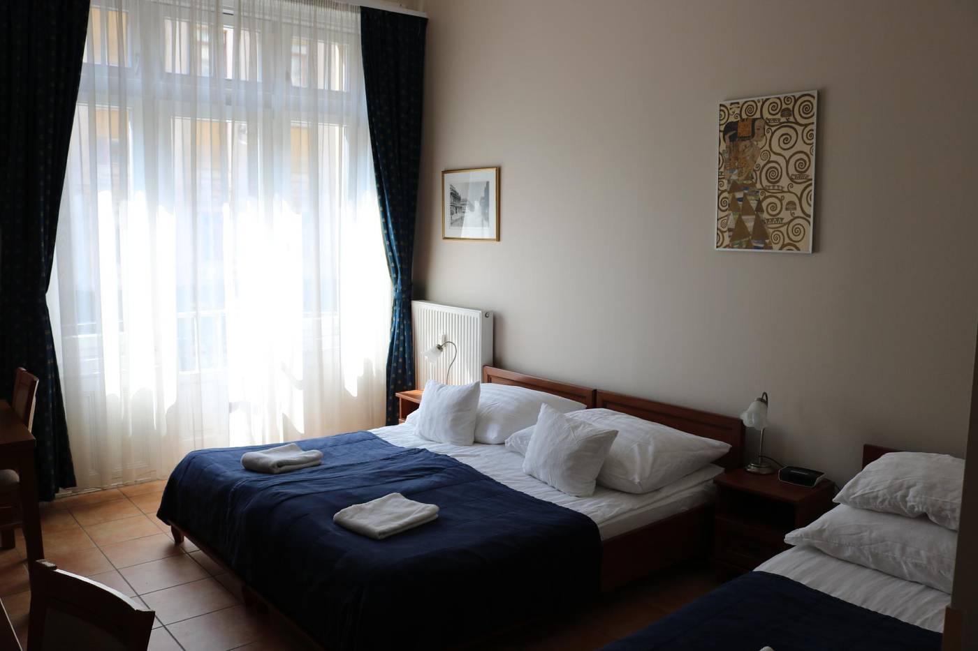 Budapest-Panorama-Central-Room-5