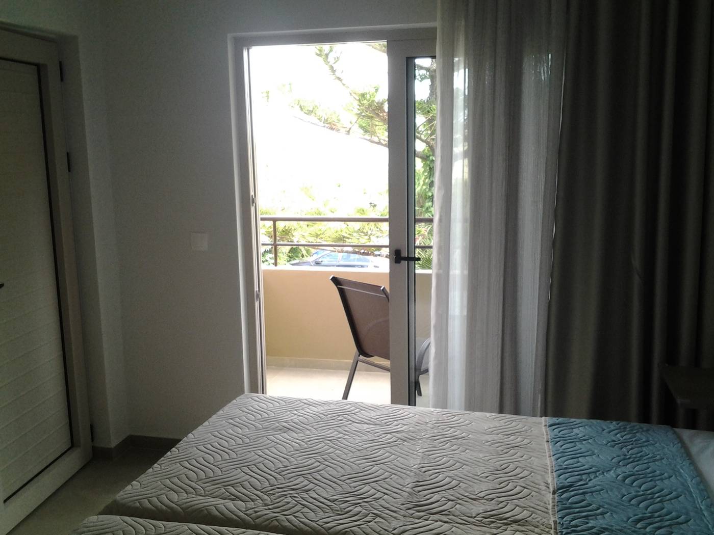 Lola-Apartments-Room-20