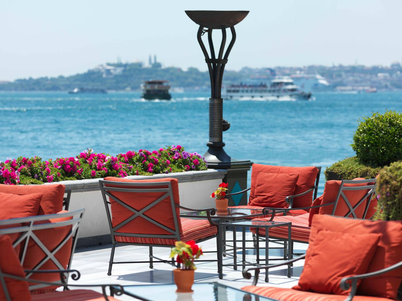 Four-Seasons-at-the-Bosphorus-Terrace-24
