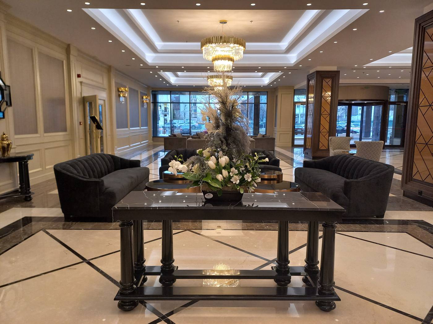Astoria Grand Hotel-Bulgaria-SOFIA-Lobby-8