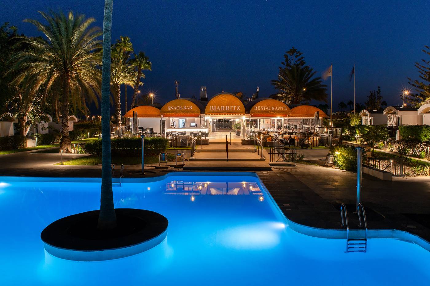 Cordial-Biarritz-Pool-8