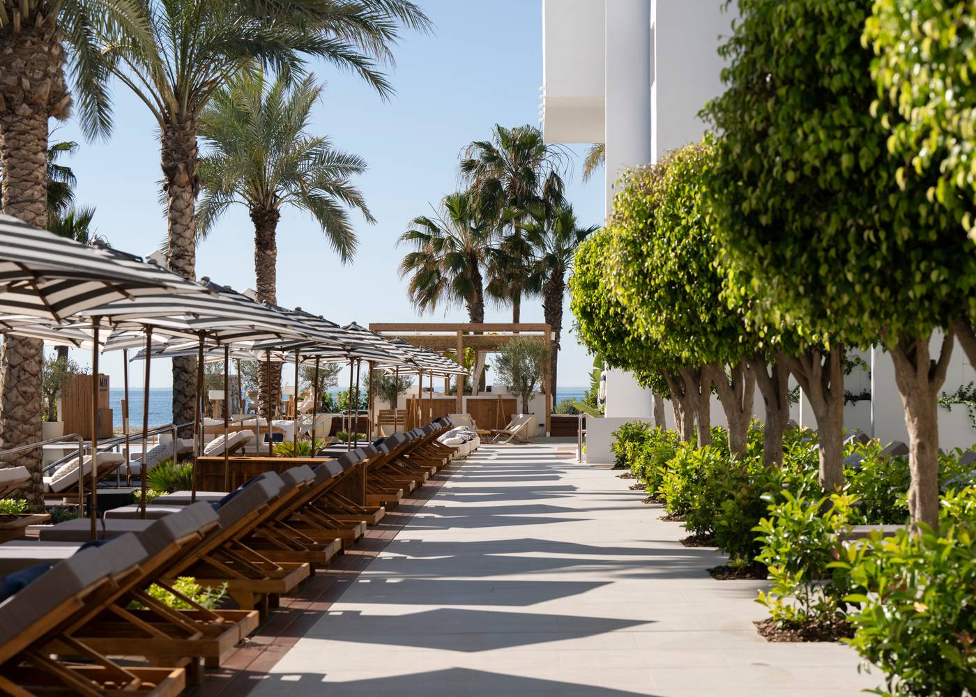 METT-Hotel---Beach-Resort-Marbella-Estepona-Pool-5