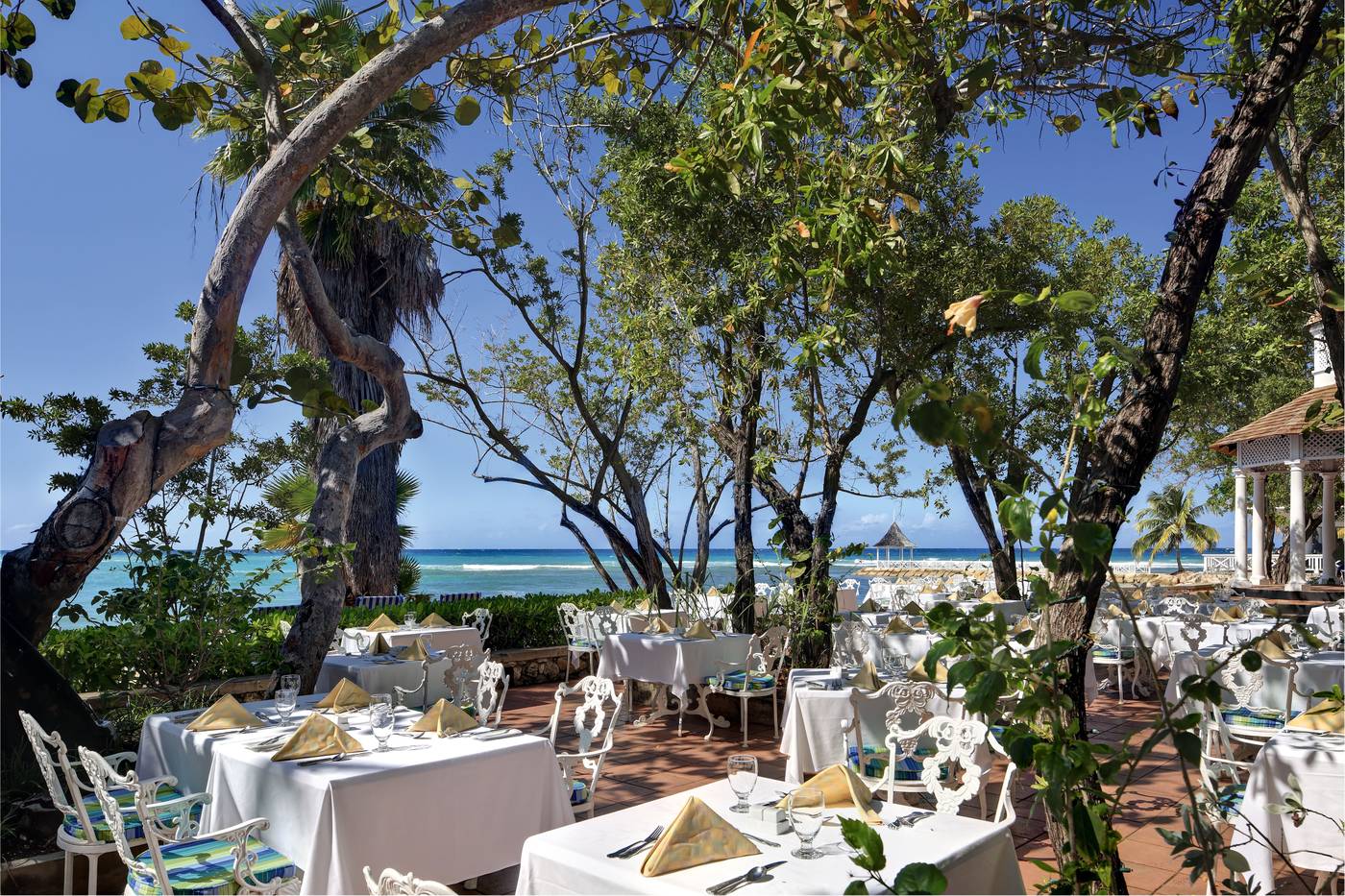 Half-Moon-Restaurant-86