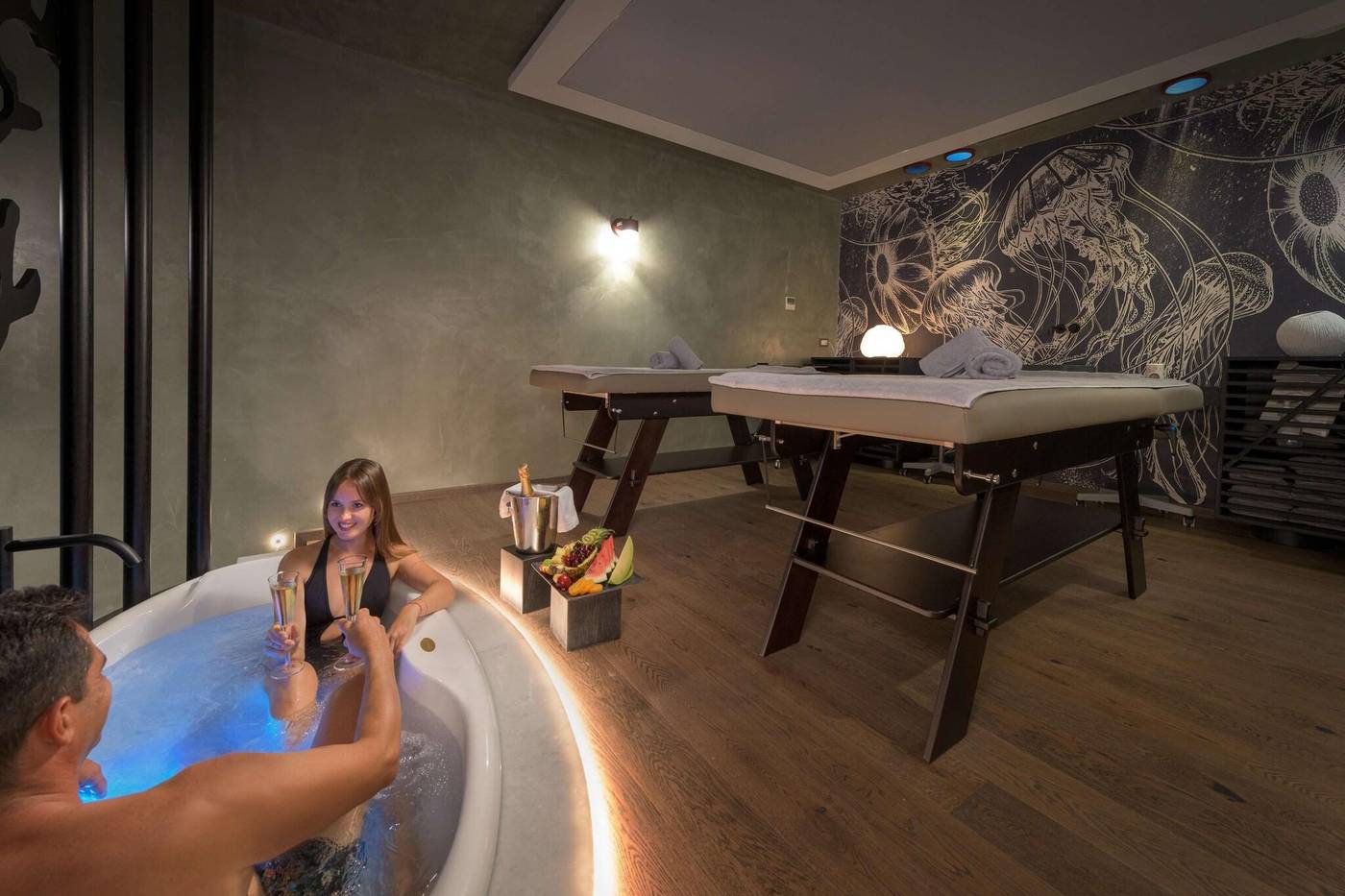 Olympic-Palace-Hotel-Sports-and-Entertainment-80