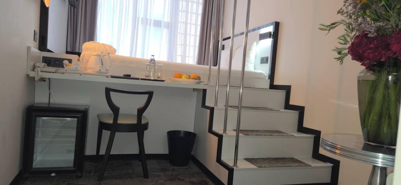 Floris-Arlequin-Grand-Place-Room-57