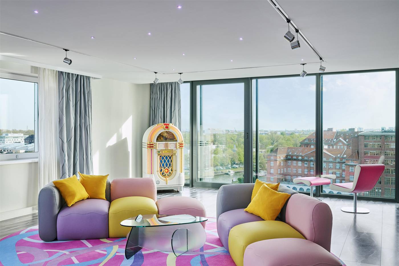 Nhow-Berlin-Lobby-45