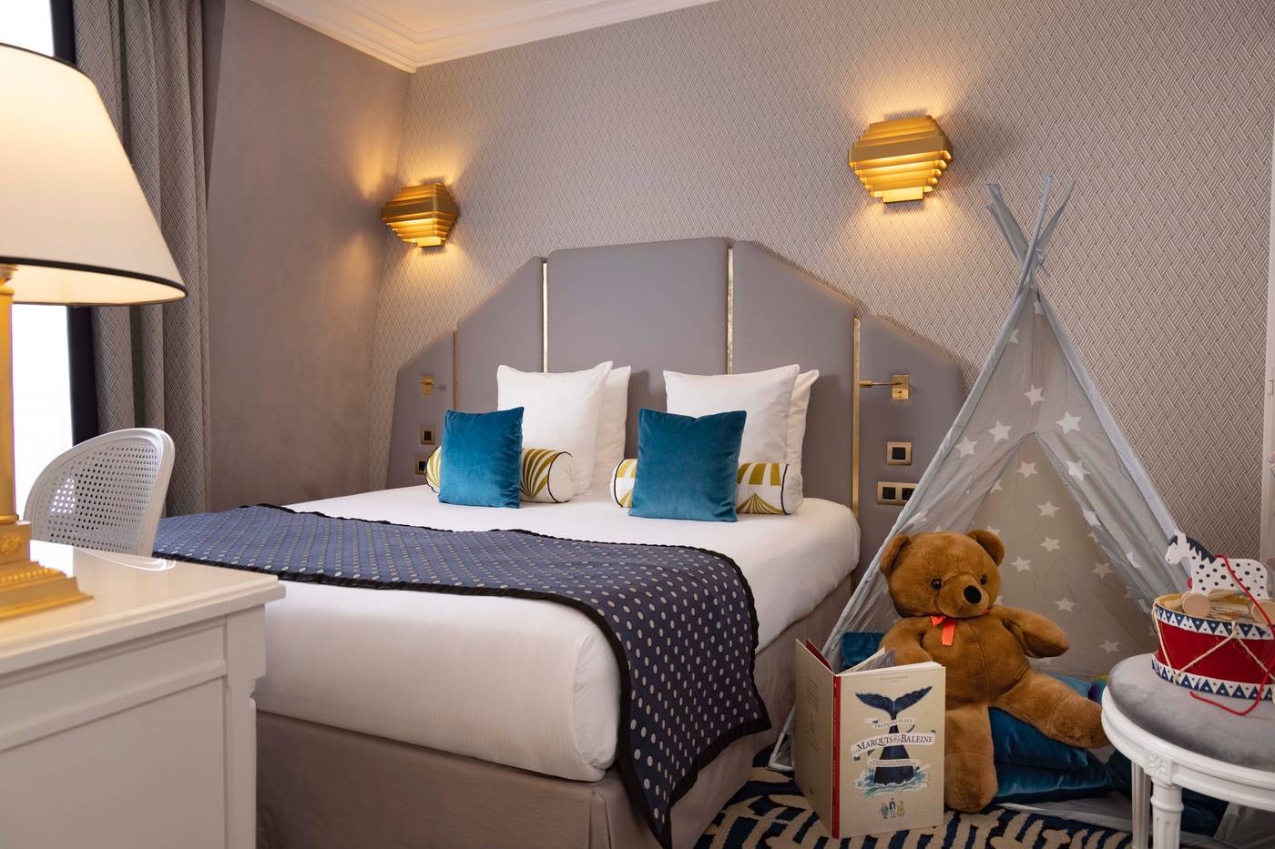 Hotel-Victor-Hugo-Paris-Kleber-Room-40