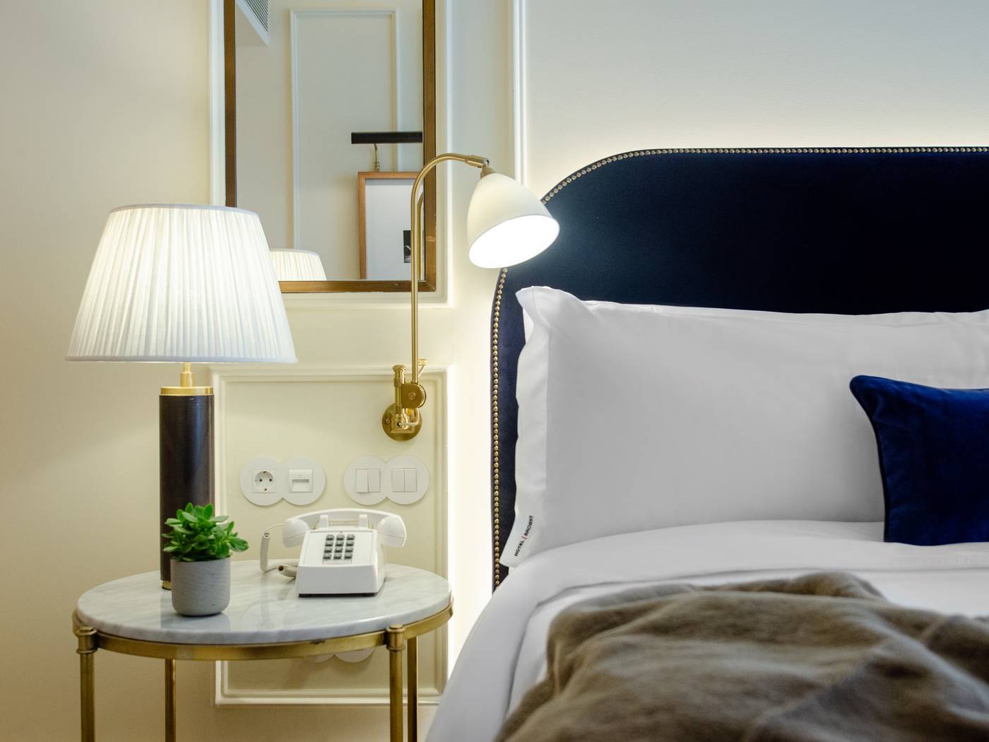 Browns-Avenue-Hotel-Room-38