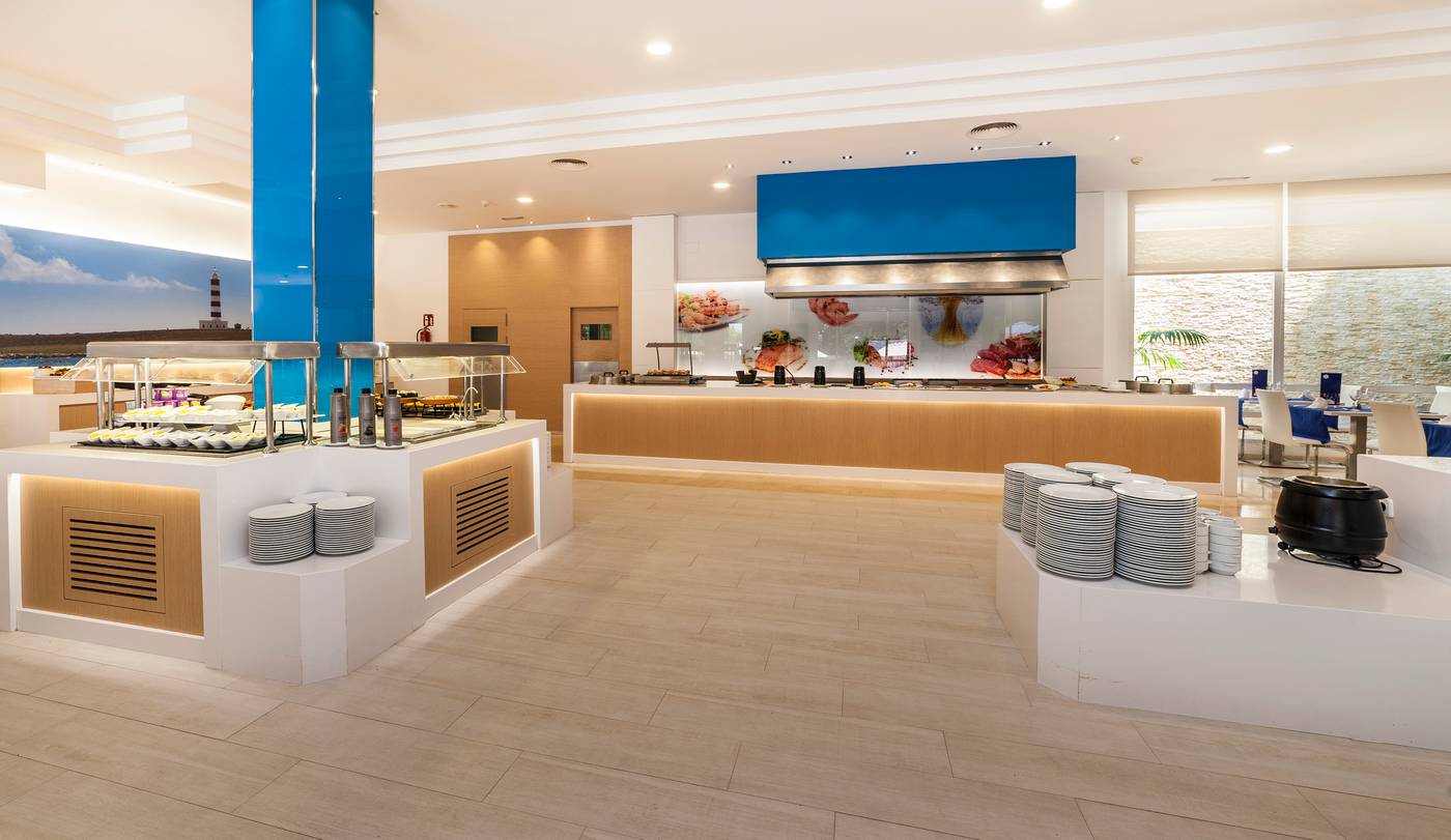 Globales-Lord-Nelson-Restaurant-28