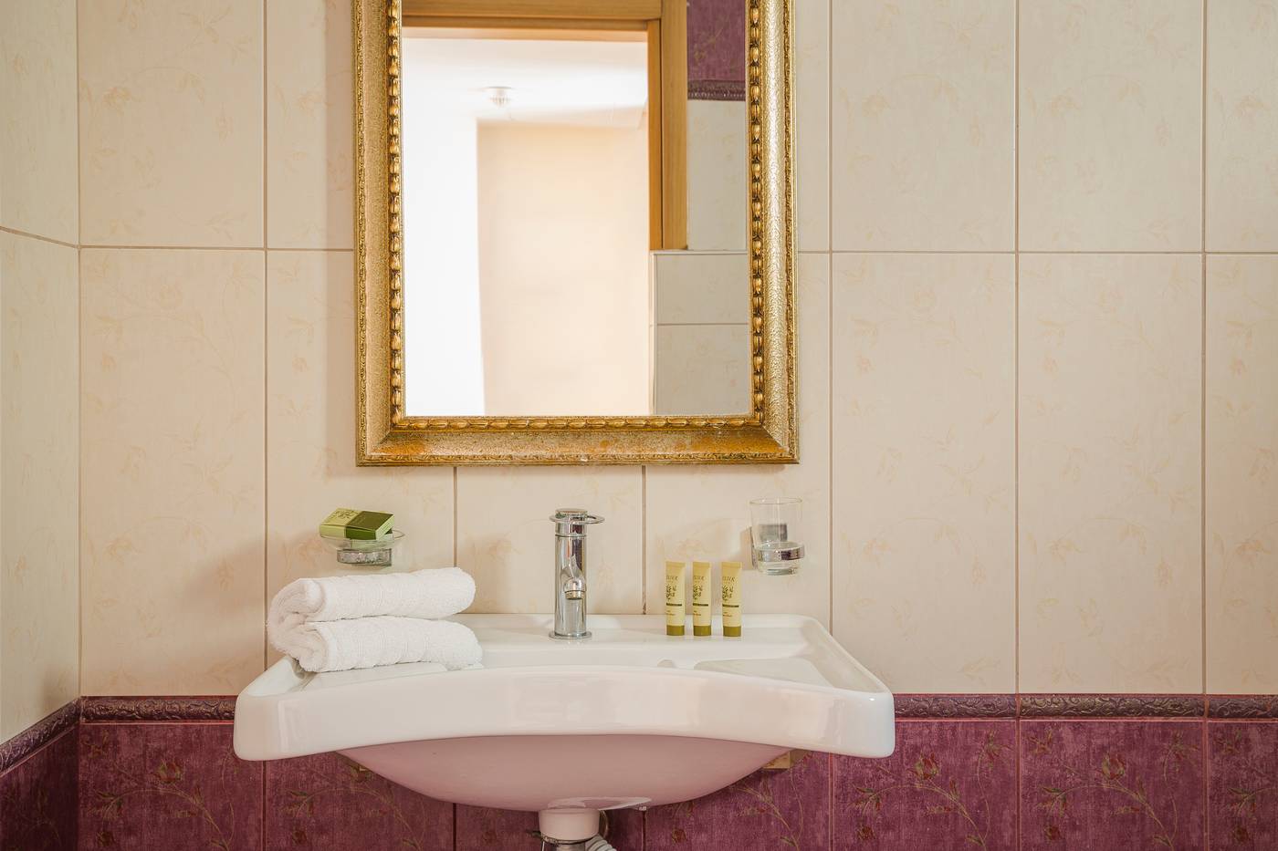 Kefalonia-Bay-Palace-Room-47