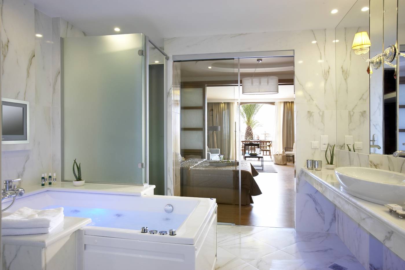 Anthemus-Sea-Beach-Hotel---Spa-Room-44