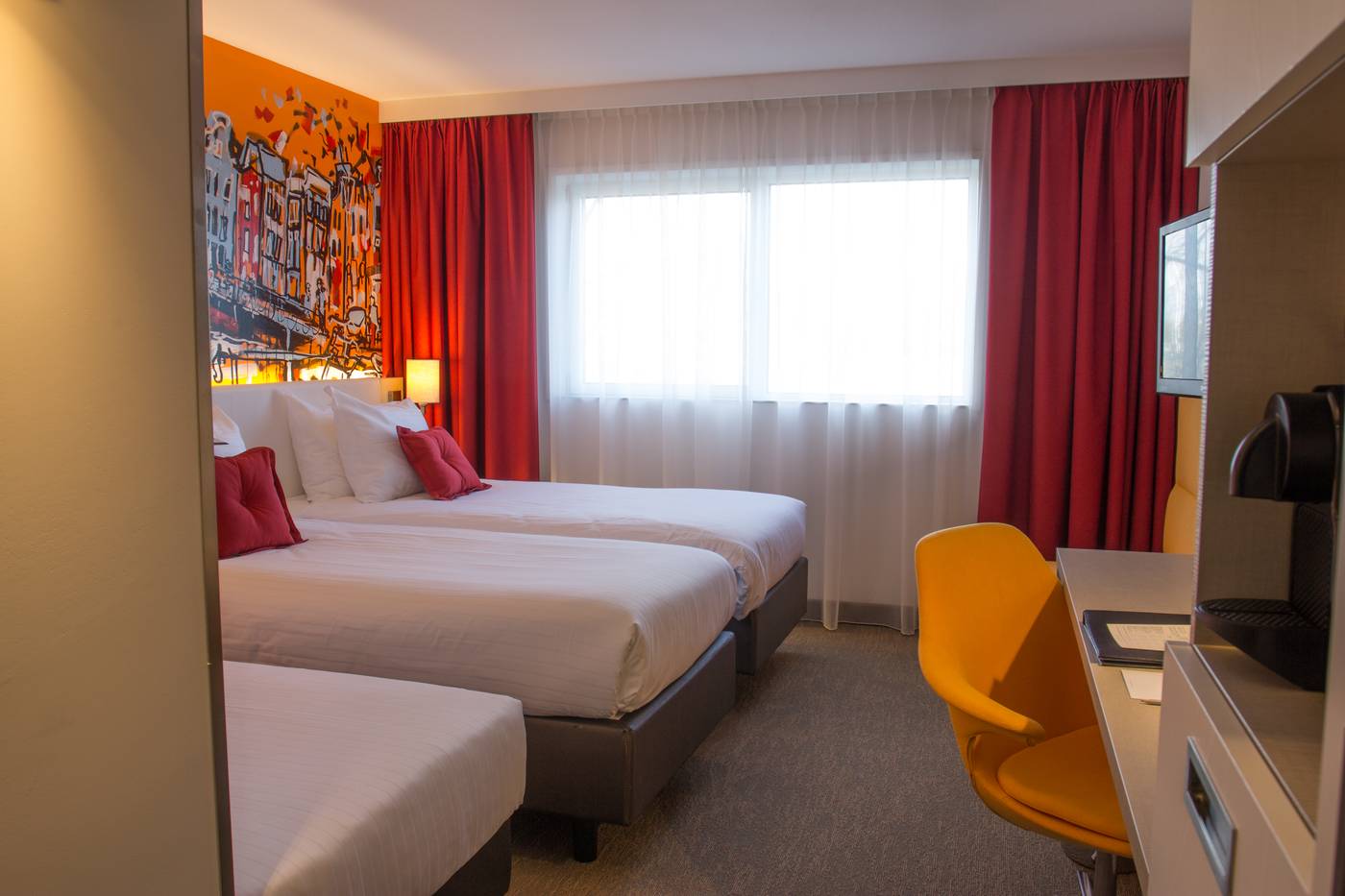 WestCord-Art-Hotel-Amsterdam-3-Stars-Room-19