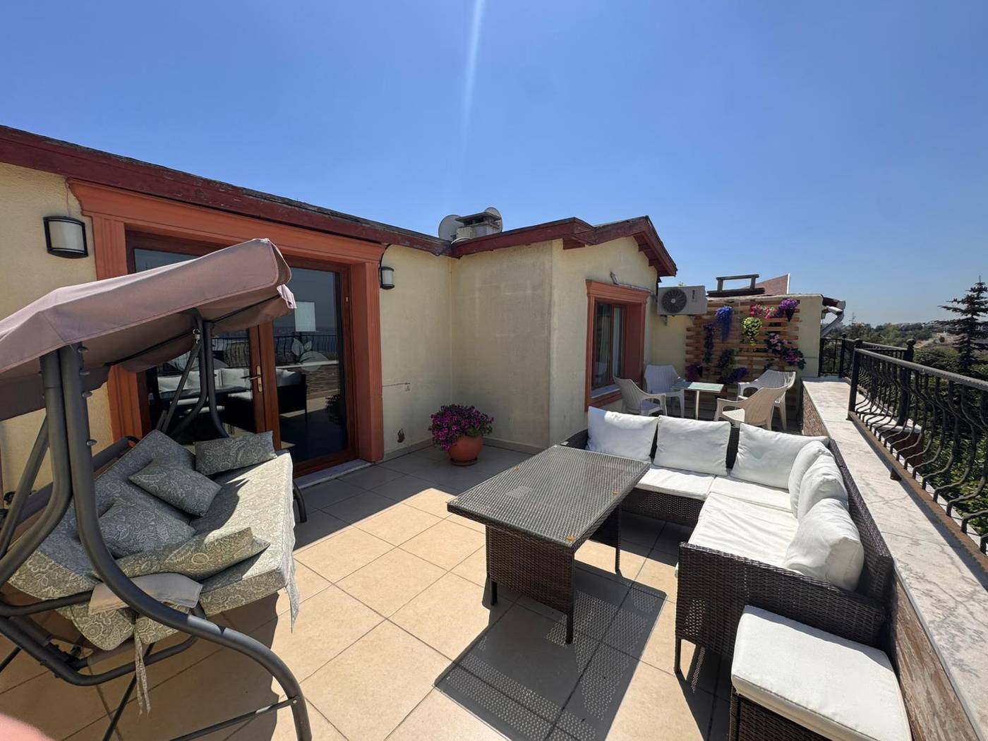 Doga-Villa-Konukevi-Ve-Pansiyon-Terrace-44