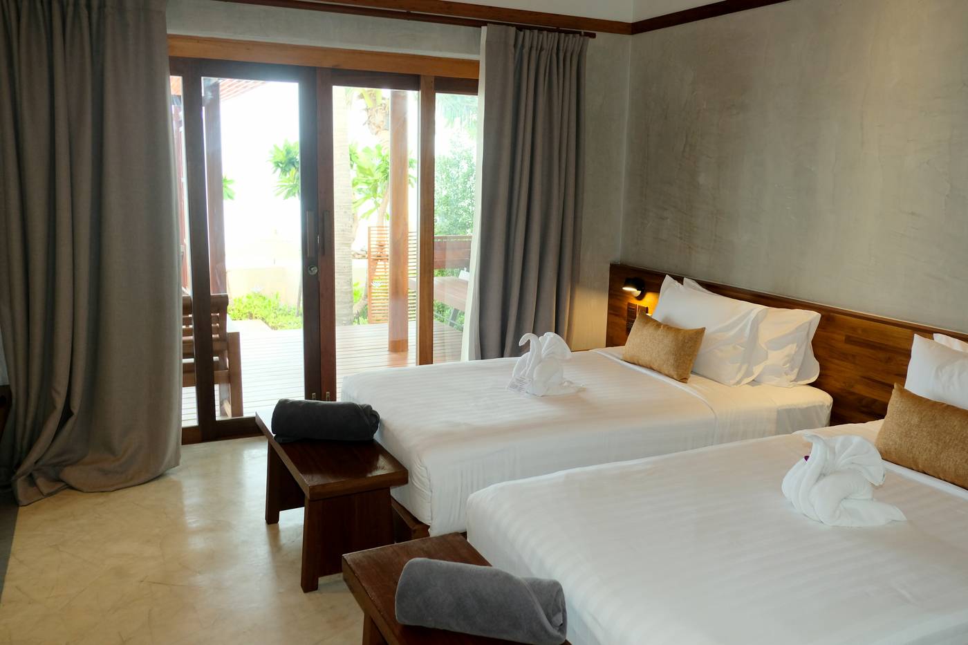 Banana-Fan-Sea-Resort-Room-39