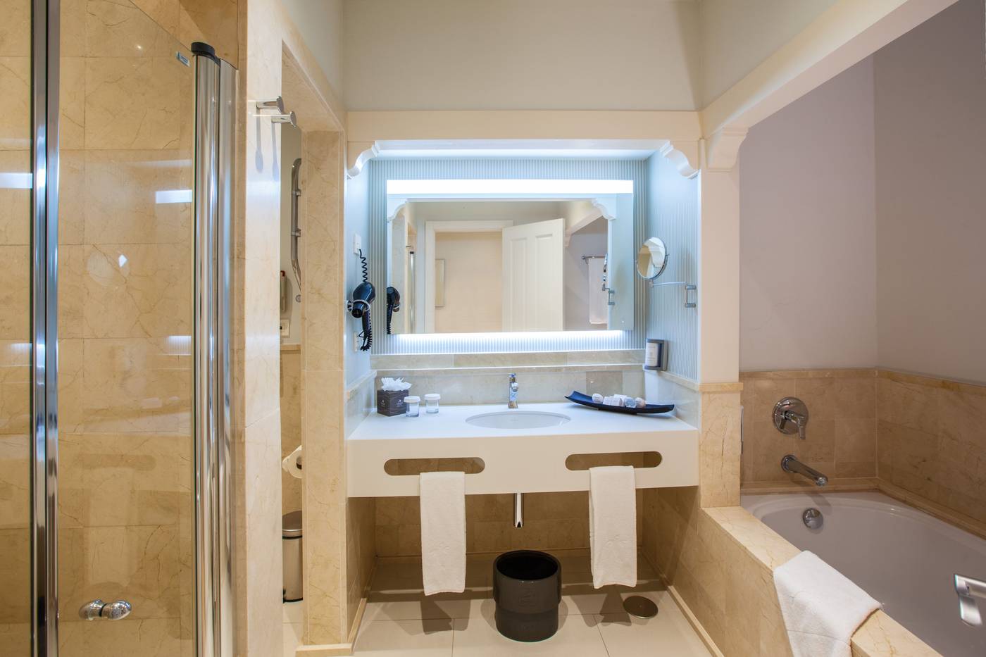 Lopesan-Villa-del-Conde-Resort-and-Thalasso-Room-39